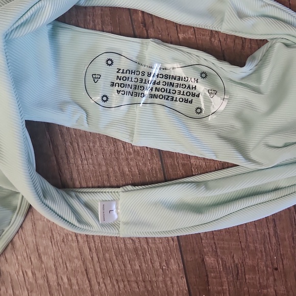 Underwire One Shoulder Bikini High Cut Swimsuit - Picture 8 of 10